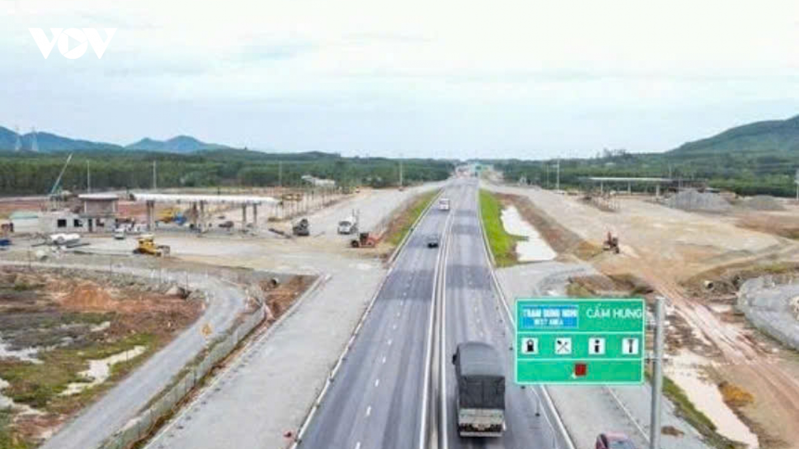 Thu hồi dự án trạm dừng nghỉ cao tốc Bắc - Nam chậm tiến độ