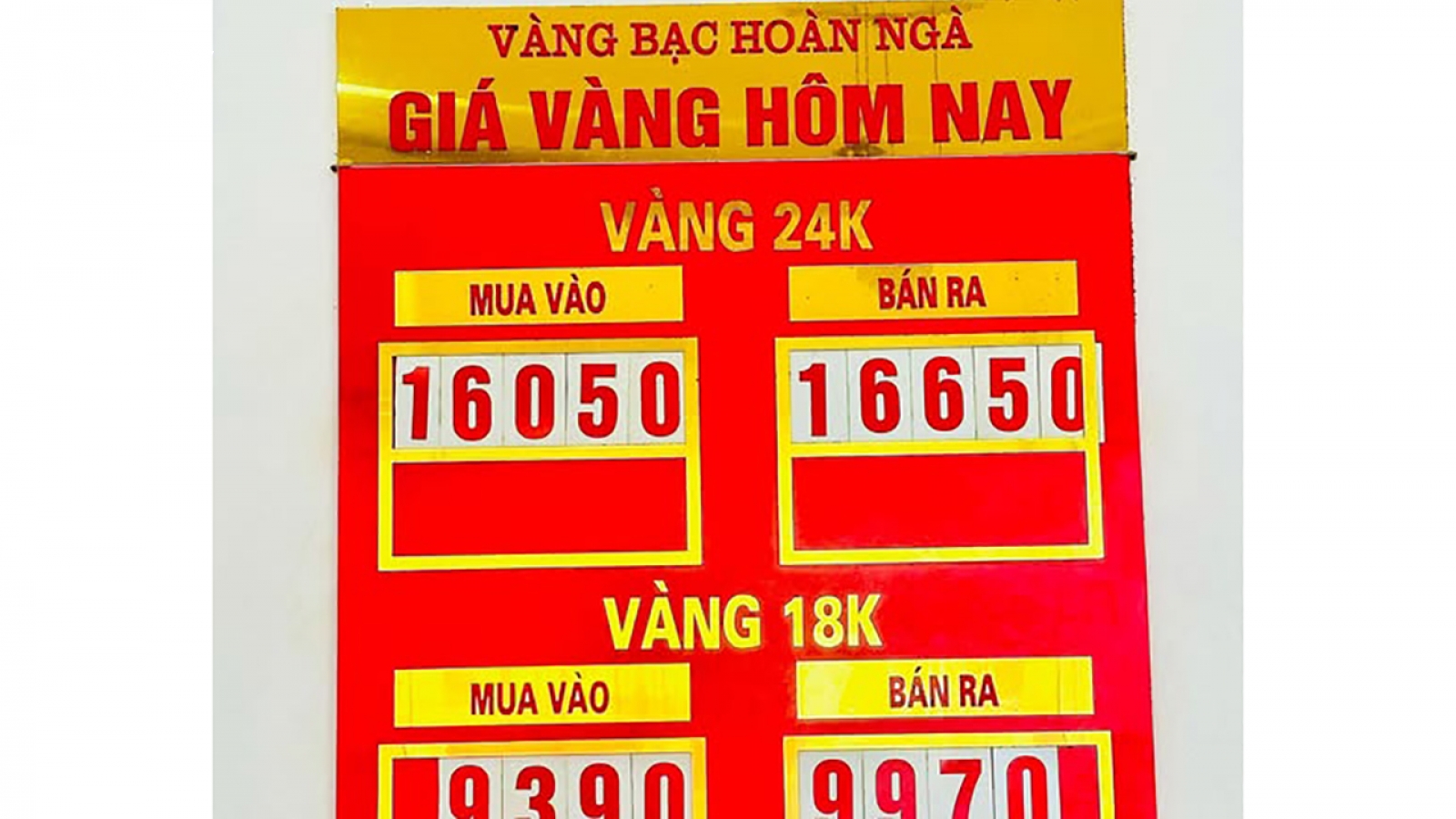 Giá vàng tư nhân “nhảy múa” tự do, lực lượng quản lý thị trường ở đâu?