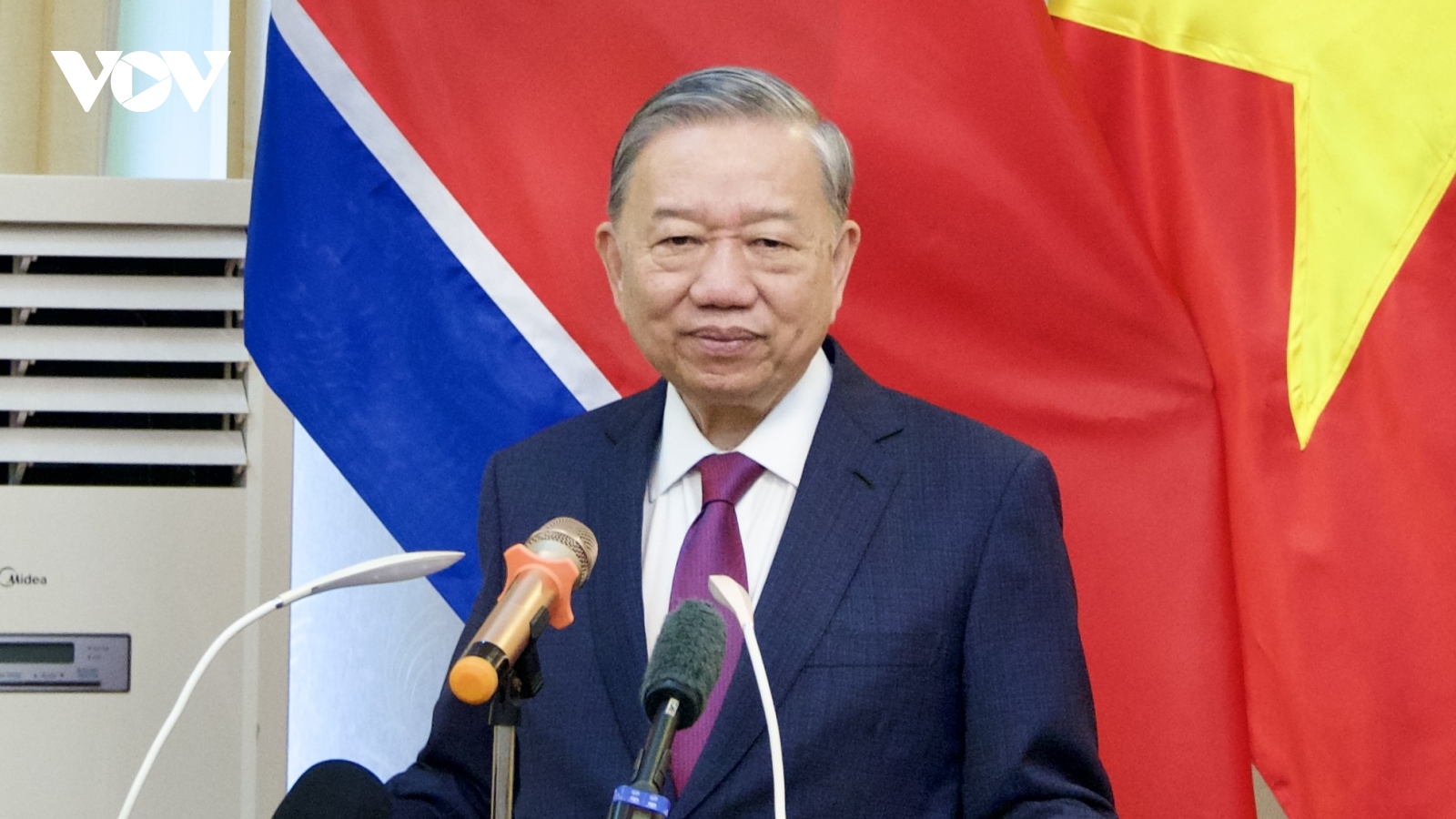 Tổng Bí thư: Việt Nam đóng góp hết khả năng cho hoà bình trên Bán đảo Triều Tiên