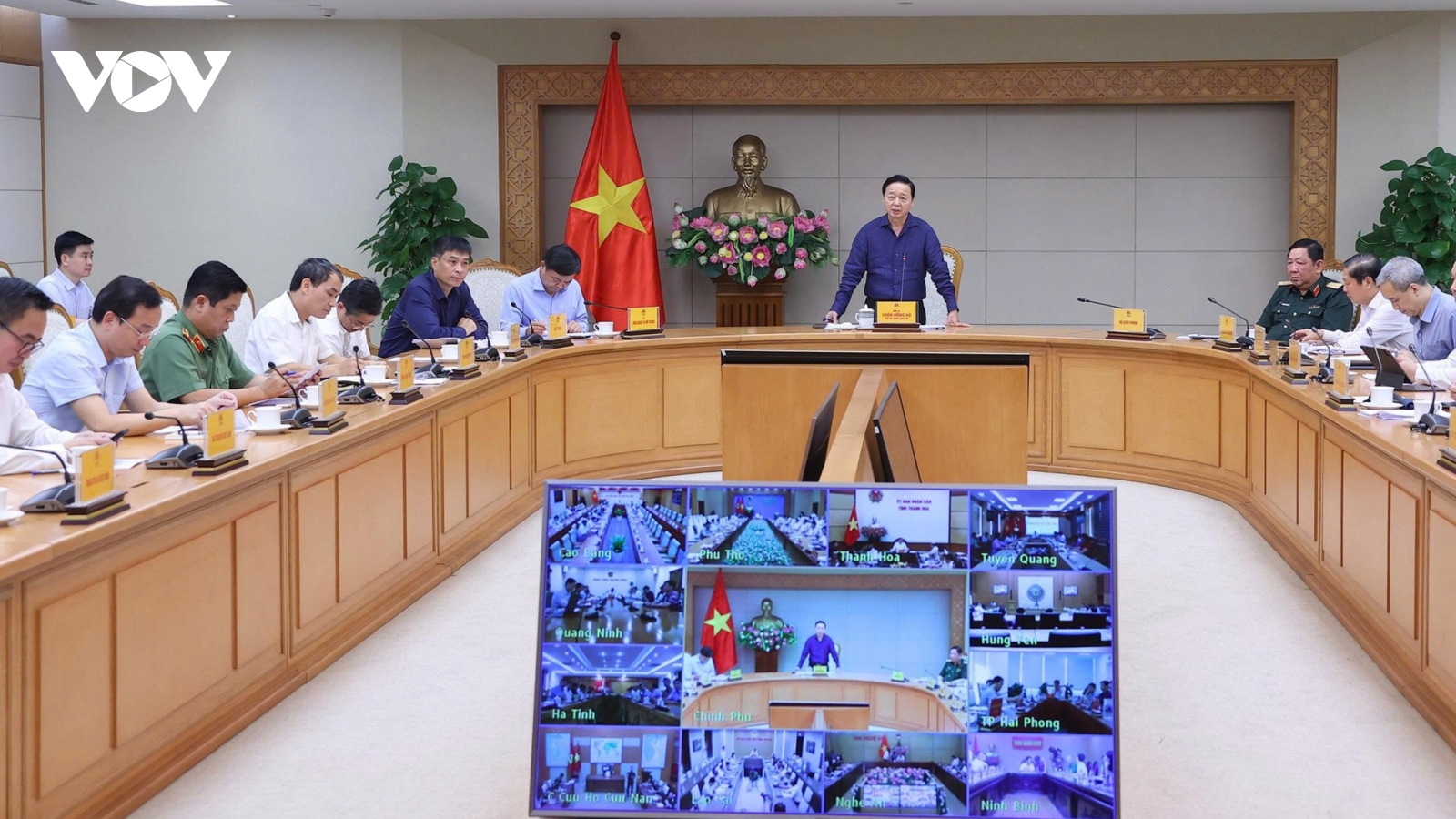 Phó Thủ tướng Trần Hồng Hà: Bão số 11 Matmo là “thiên tai chồng thiên tai"