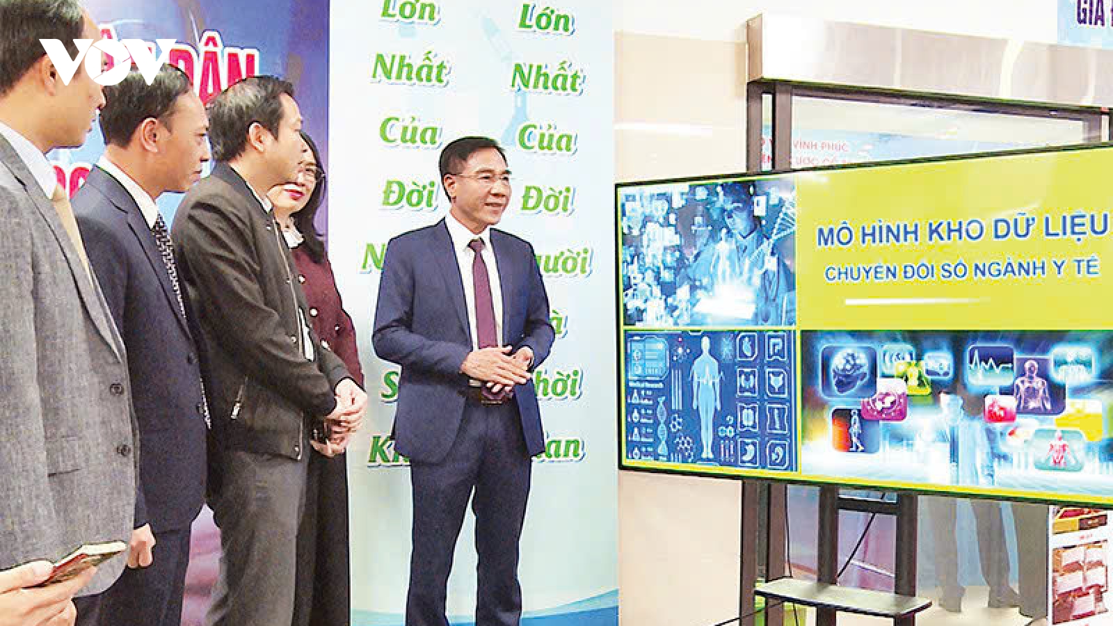 Triển khai bệnh án điện tử, người dân Phú Thọ đi khám không cần hồ sơ giấy