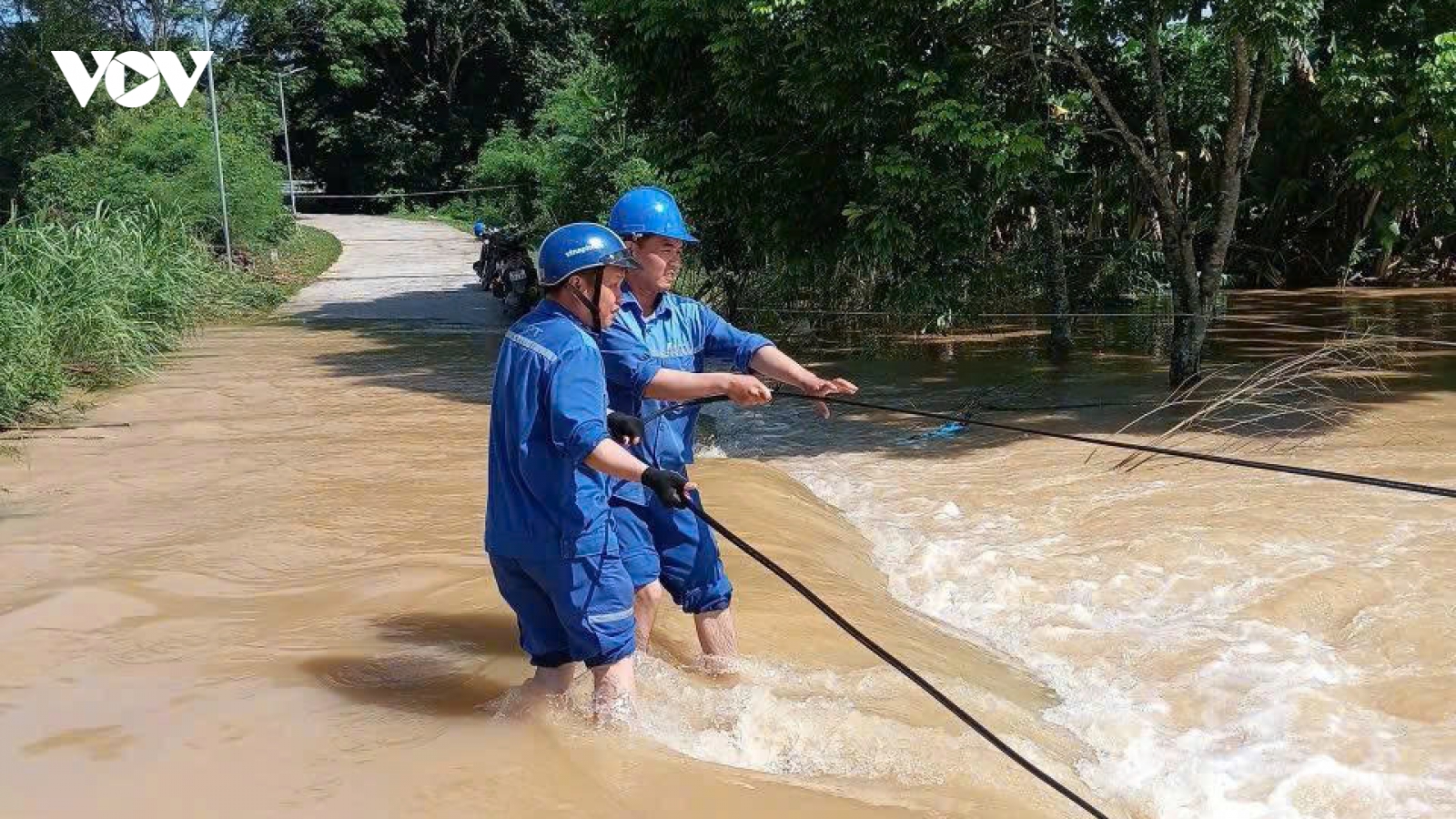 Mạng lưới và dịch vụ của VNPT tại các tỉnh đảm bảo phục vụ chính quyền, người dân