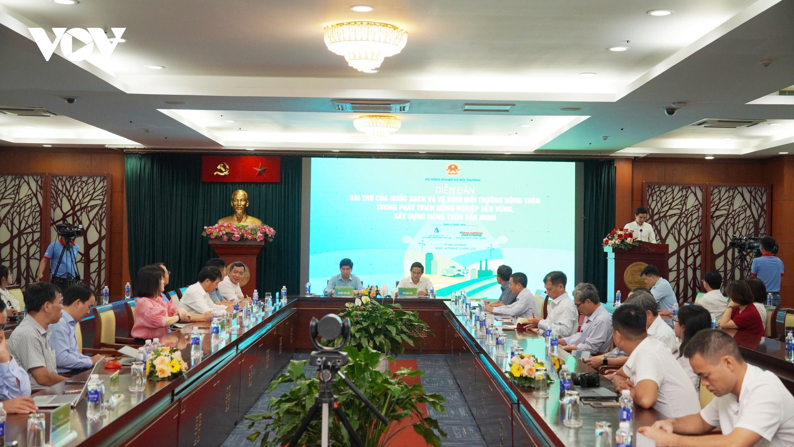 Xã hội hóa nước sạch nông thôn, hướng tới 80% dân số dùng nước đạt chuẩn 2030