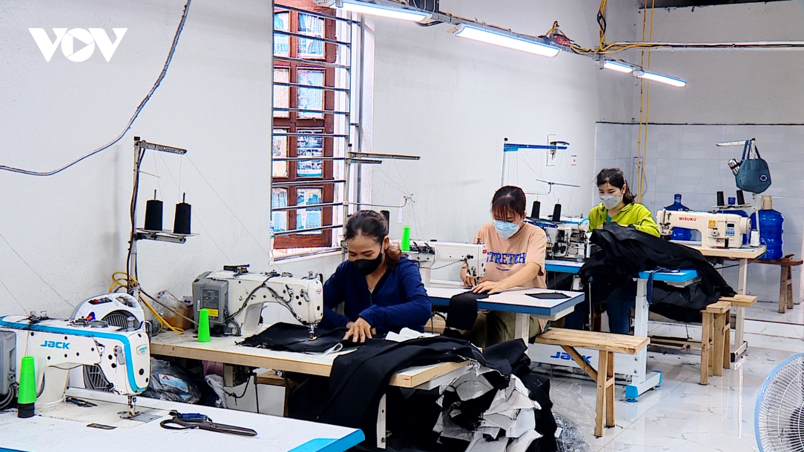 Mục tiêu phấn đấu đạt 2 triệu doanh nghiệp: Dễ hay khó