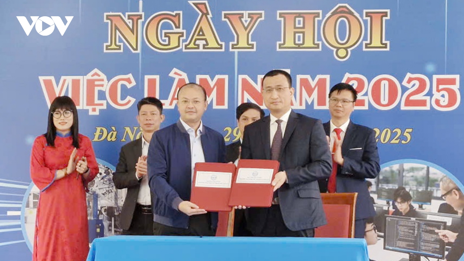 Ngày hội việc làm Đà Nẵng: Danh nghiệp đăng ký tuyển dụng gần 12.000 lao động