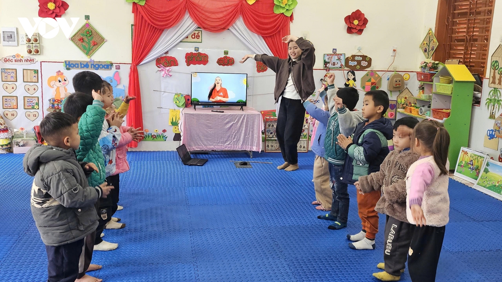 Trường học vùng cao Sơn La ứng phó với giá rét dưới 10 độ C