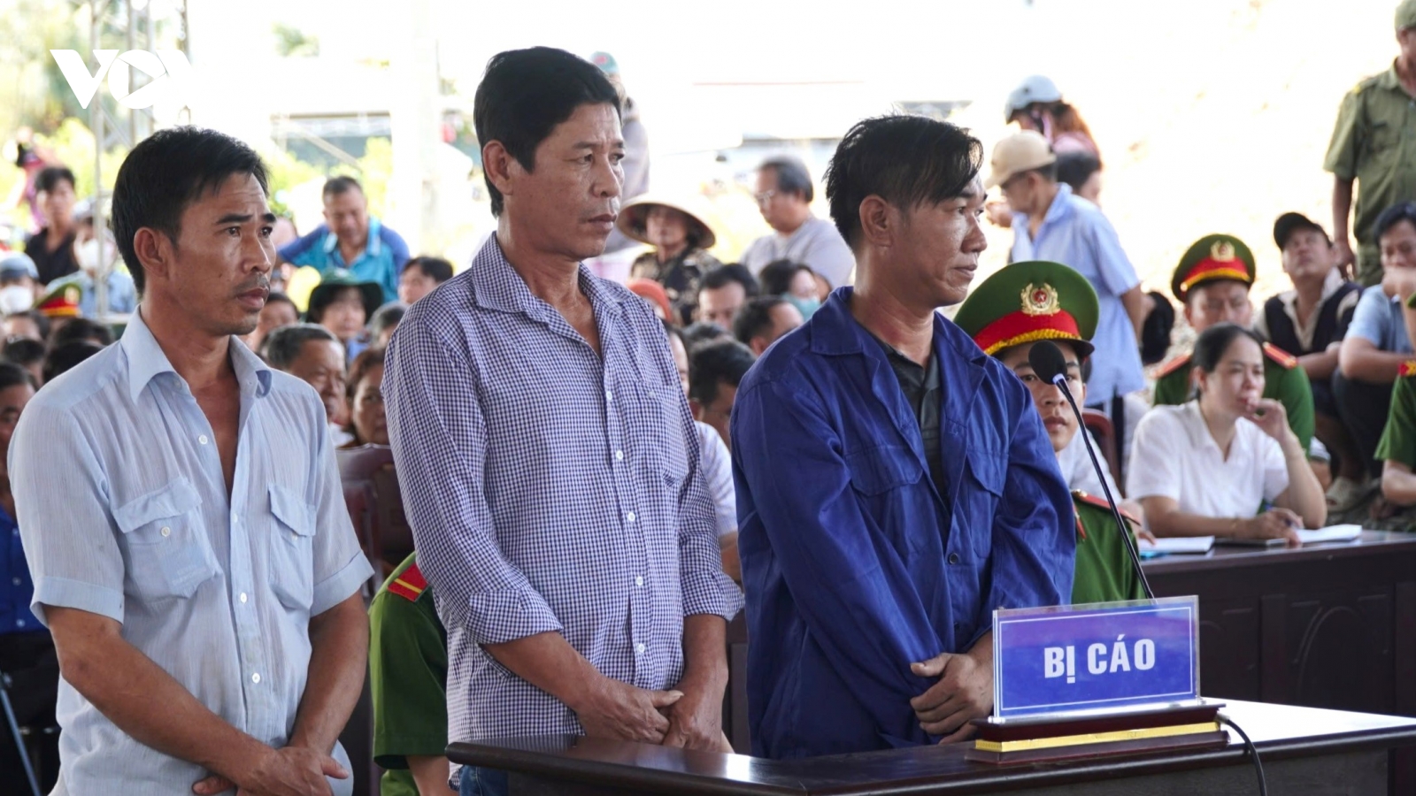 Bốn người bị tuyên án tù vì vi phạm IUU