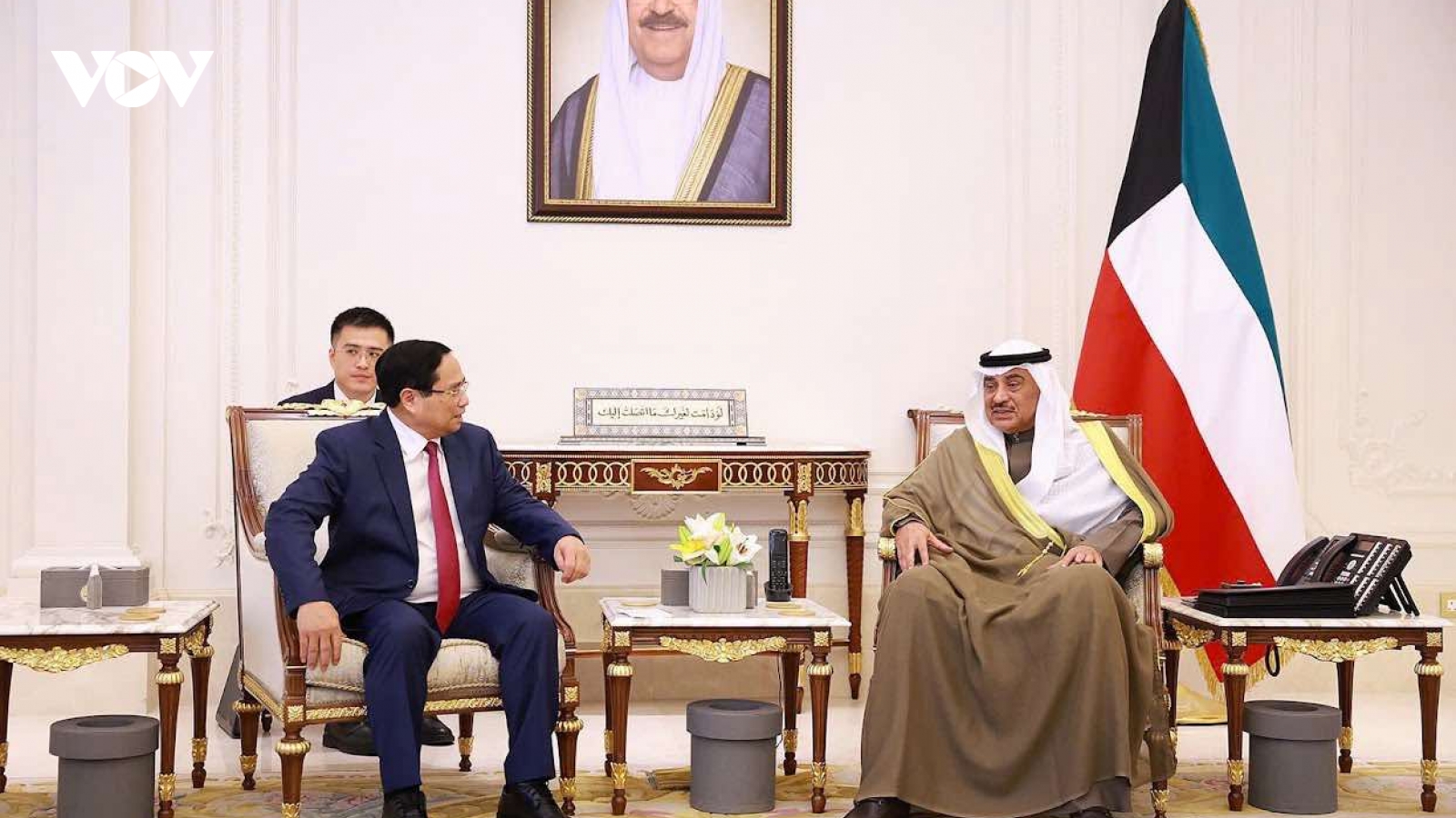 Thủ tướng Phạm Minh Chính hội kiến Hoàng Thái tử Kuwait