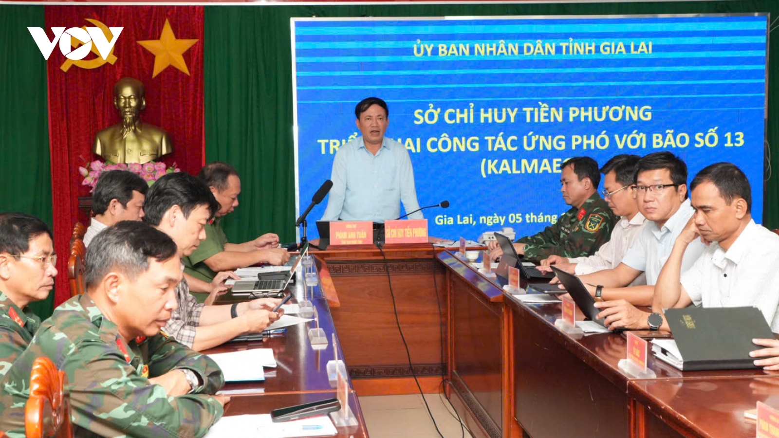 Gia Lai sơ tán hơn 100.000 hộ dân khỏi vùng nguy hiểm tránh bão số 13