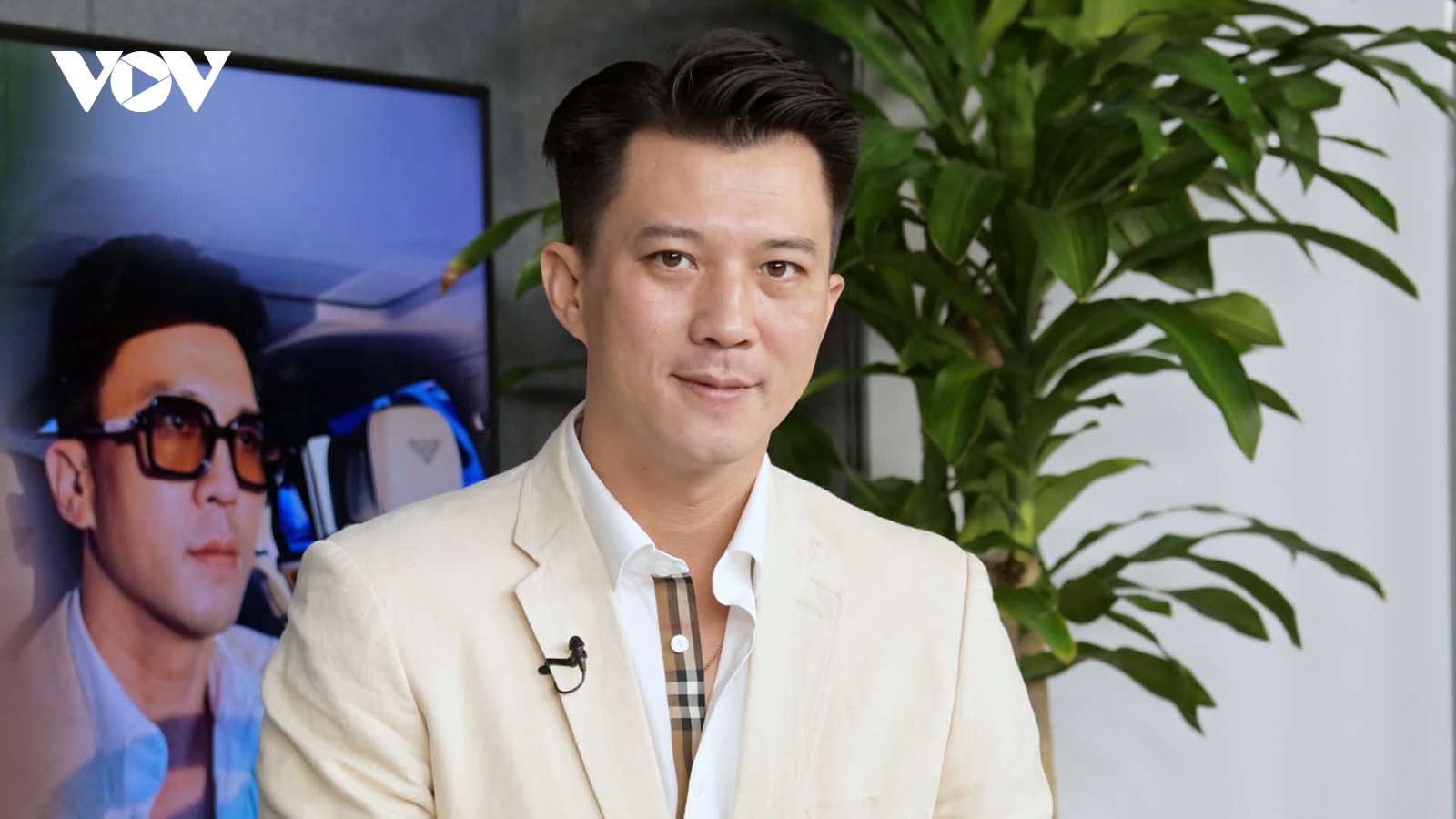 Hà Việt Dũng: "Vợ nói tôi nên hạn chế đóng cảnh tình cảm"