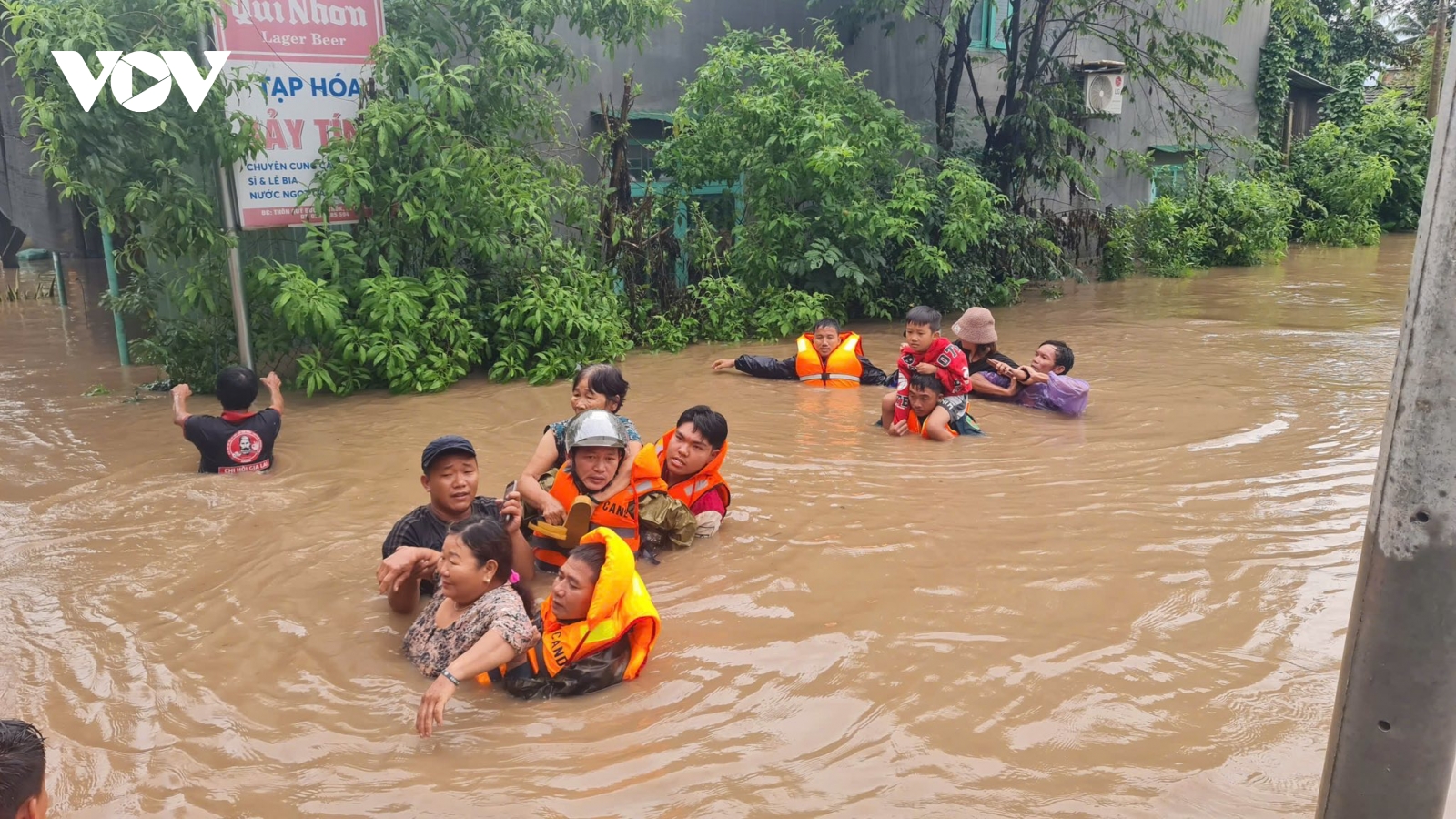 Lũ lụt lịch sử ở Gia Lai: Hơn 10.400 hộ bị ngập, nhiều nơi cô lập