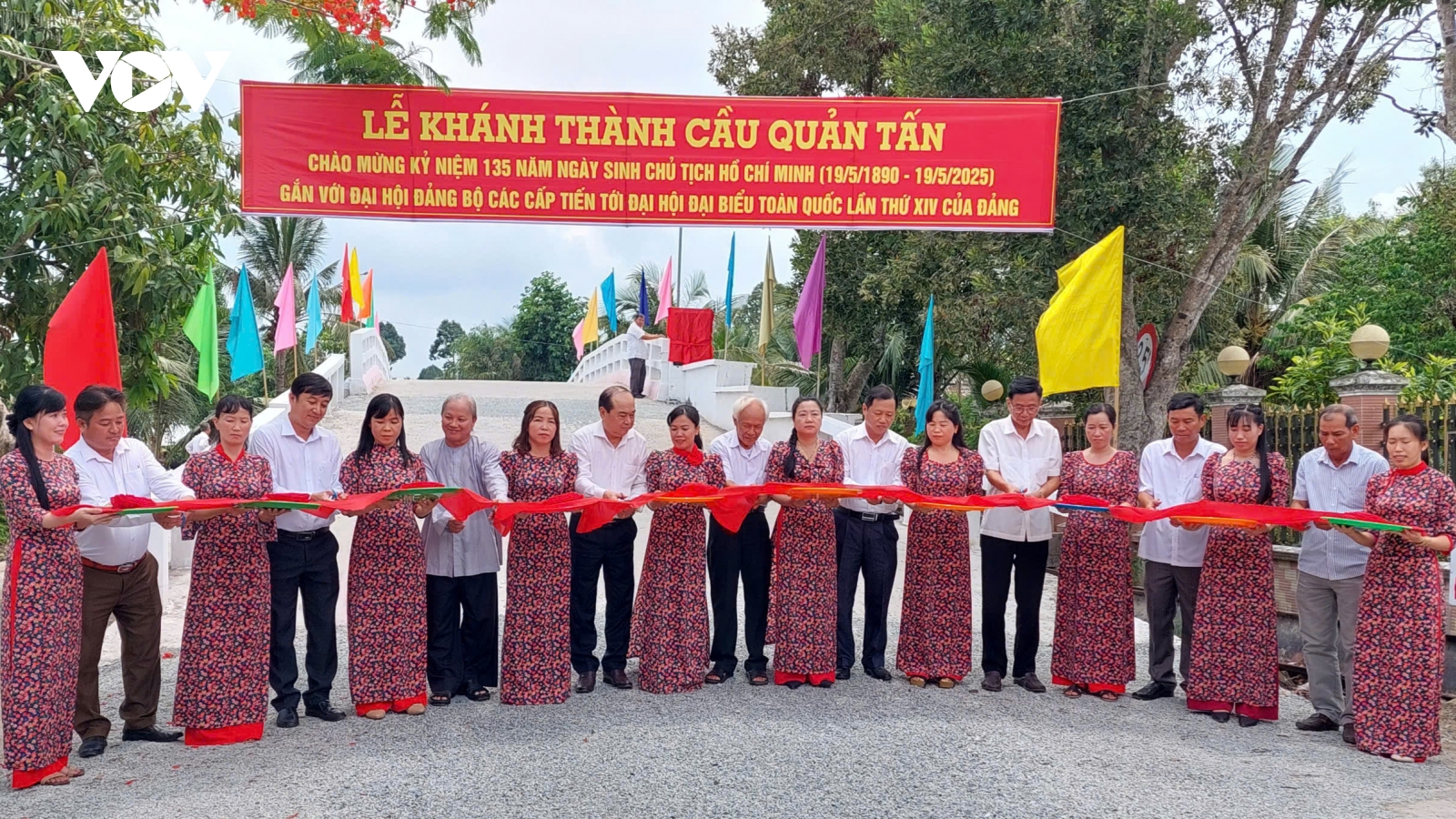 Đồng bào Phật giáo Hòa Hảo chung tay vì cộng đồng