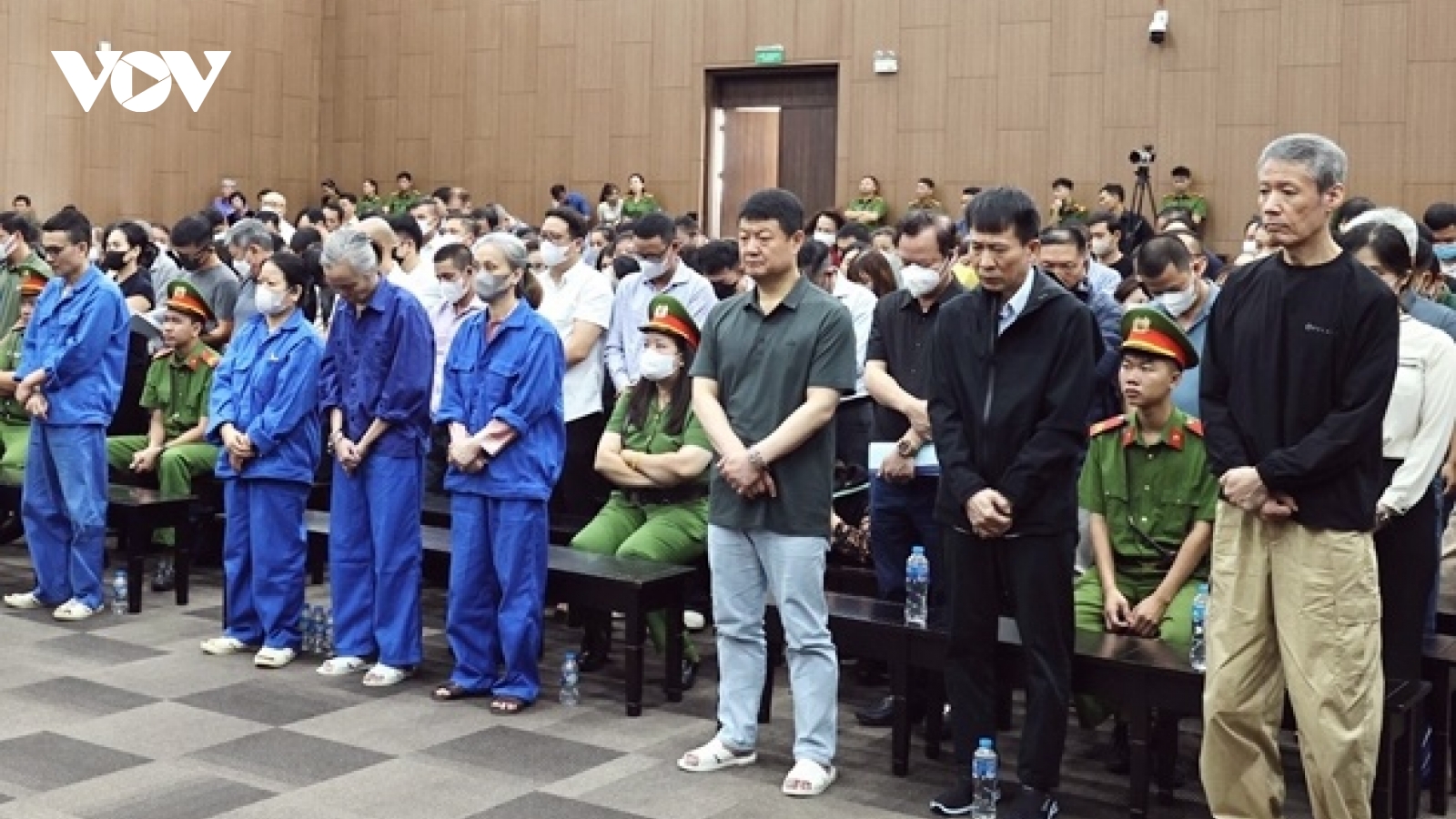 Xét xử vụ án King Club: Chủ doanh nghiệp đánh bạc trong khi đưa vợ đi chữa bệnh