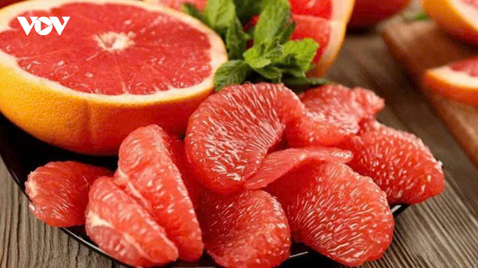 Ăn bưởi để giảm cân: Hiệu quả thật hay chỉ là lời đồn?