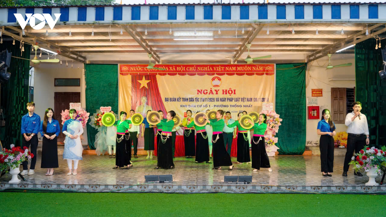 Đồng bào Mường ở Phú Thọ vui Ngày hội Đại đoàn kết toàn dân tộc