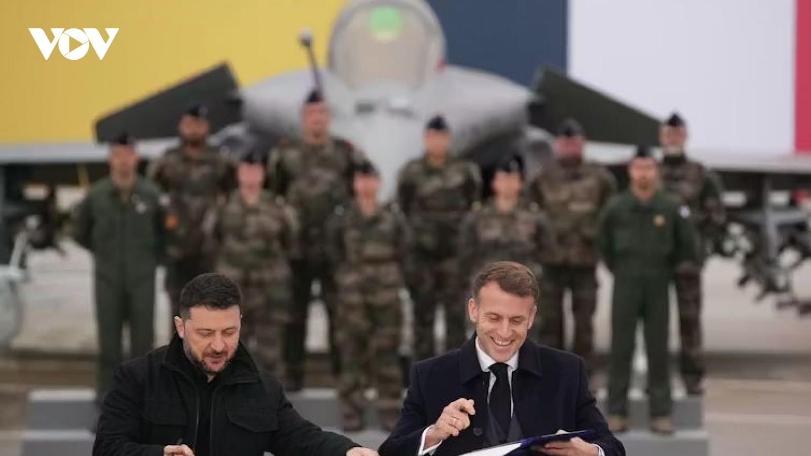 Mỹ - Nga đàm phán hậu trường, Ukraine và châu Âu như “ngồi trên lửa”