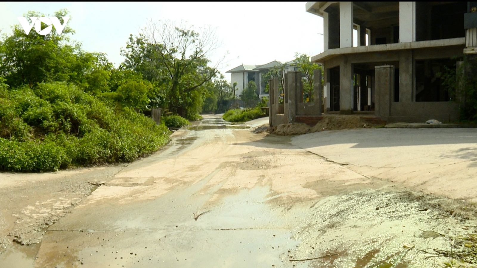 20 năm sống chật vật trong dự án treo