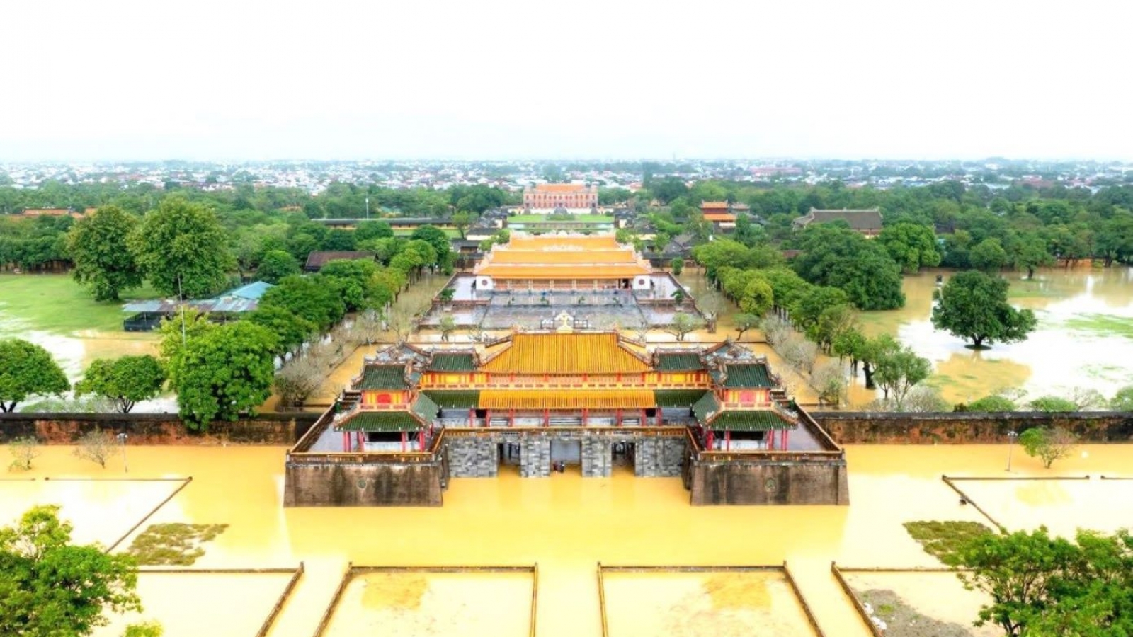 Giữ gìn di sản Huế trước thử thách của thiên tai và biến đổi khí hậu