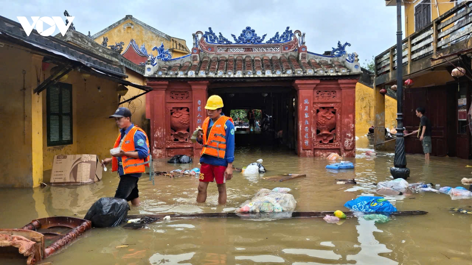 Hơn 1 tuần, người dân Hội An gánh chịu 2 trận lũ