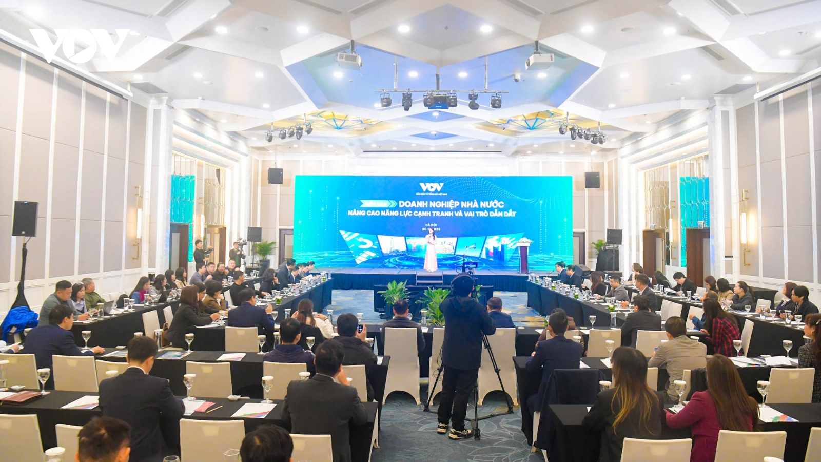 Toàn cảnh Diễn đàn "DNNN: Nâng cao năng lực cạnh tranh và vai trò dẫn dắt"