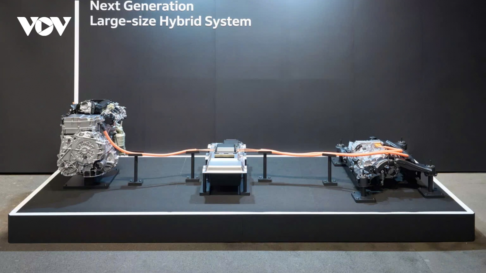 Honda phát triển động cơ hybrid V6 mới, tạm gác kế hoạch xe điện hoàn toàn