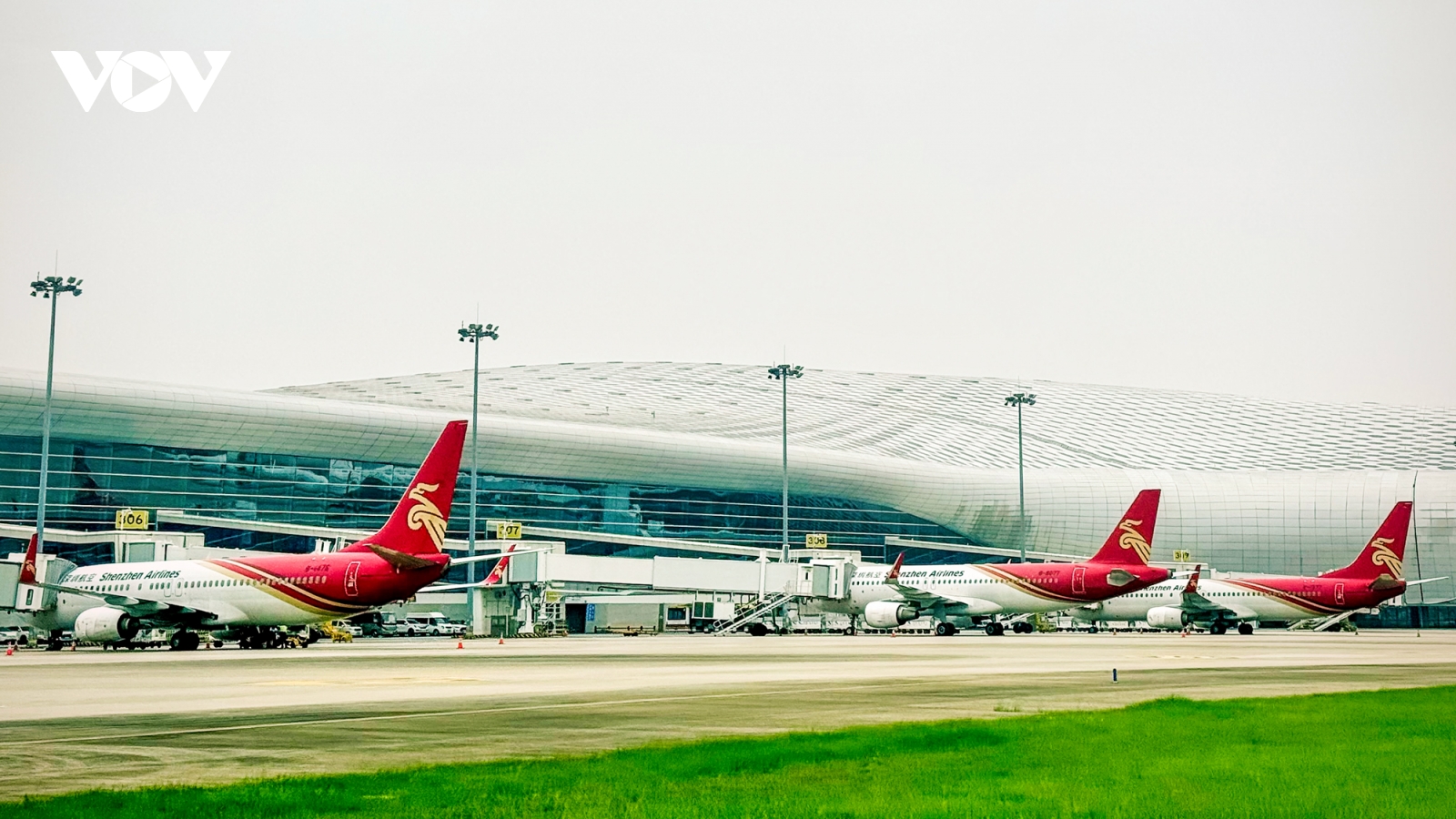 Du lịch đường sắt và hàng không cạnh tranh khốc liệt tại Trung Quốc