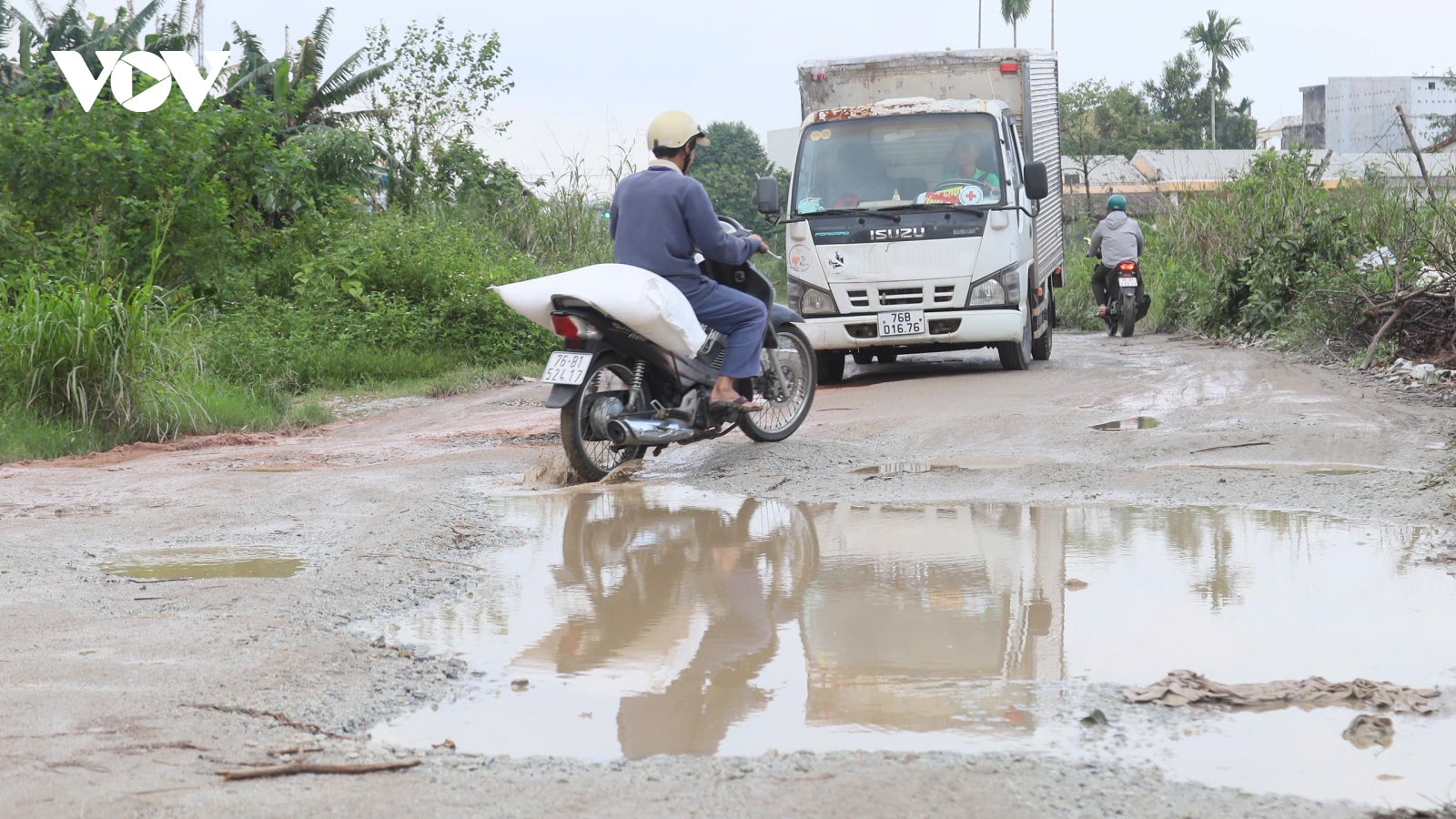 Gần mười năm vẫn chưa xong con đường giữa đô thị trung tâm tỉnh Quảng Ngãi