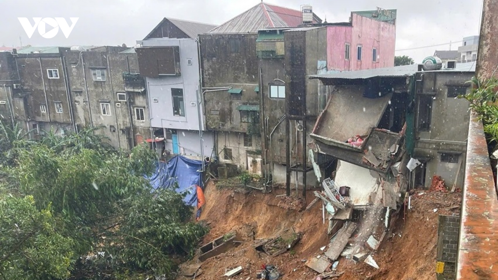 Ngập lụt diện rộng ở Quảng Trị, ảnh hưởng gần 1.500 hộ dân, 1 người mất tích