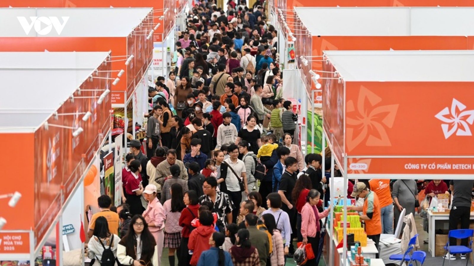 Hội chợ Mùa Thu 2025 doanh thu đạt kỷ lục