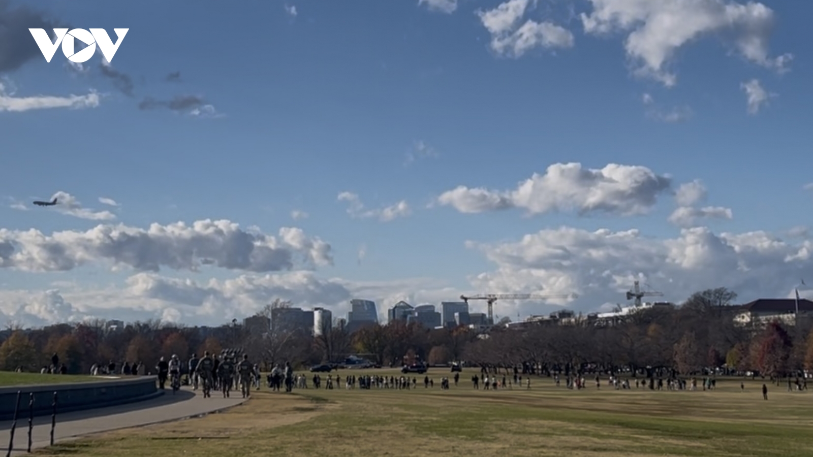 Xả súng gần Nhà Trắng trong dịp lễ Tạ ơn khiến 2 người thiệt mạng