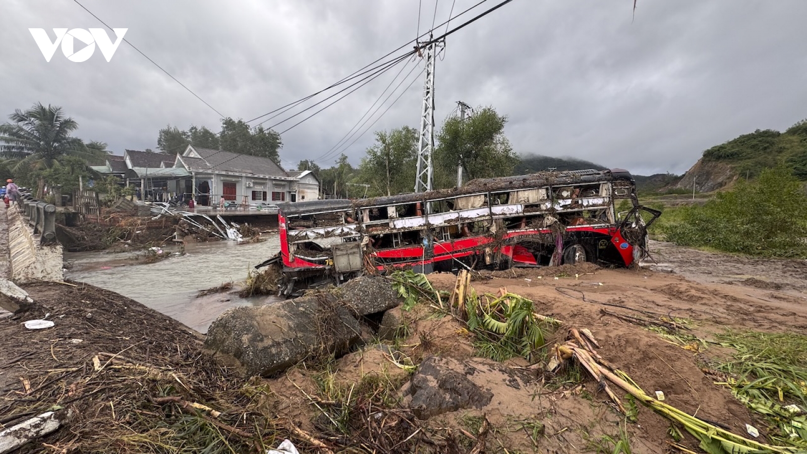 Xã Xuân Phước Đắk Lắk (Phú Yên cũ) tan hoang sau lũ dữ