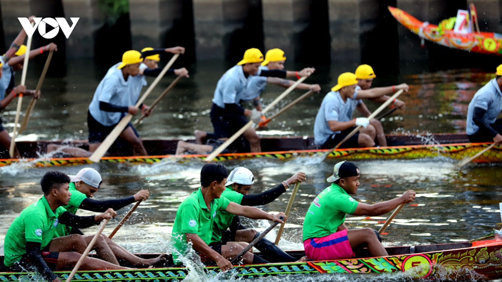 Kênh Nhiêu Lộc - Thị Nghè "dậy sóng" với giải đua ghe Ngo TP.HCM 2025