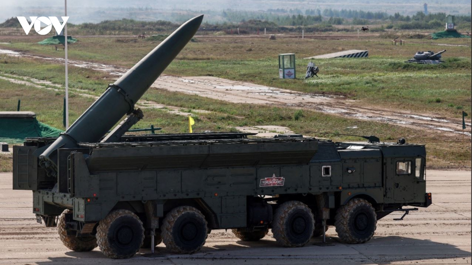 Cận cảnh Iskander-M của Nga bắn nổ 3 hệ thống phóng tên lửa của Ukraine