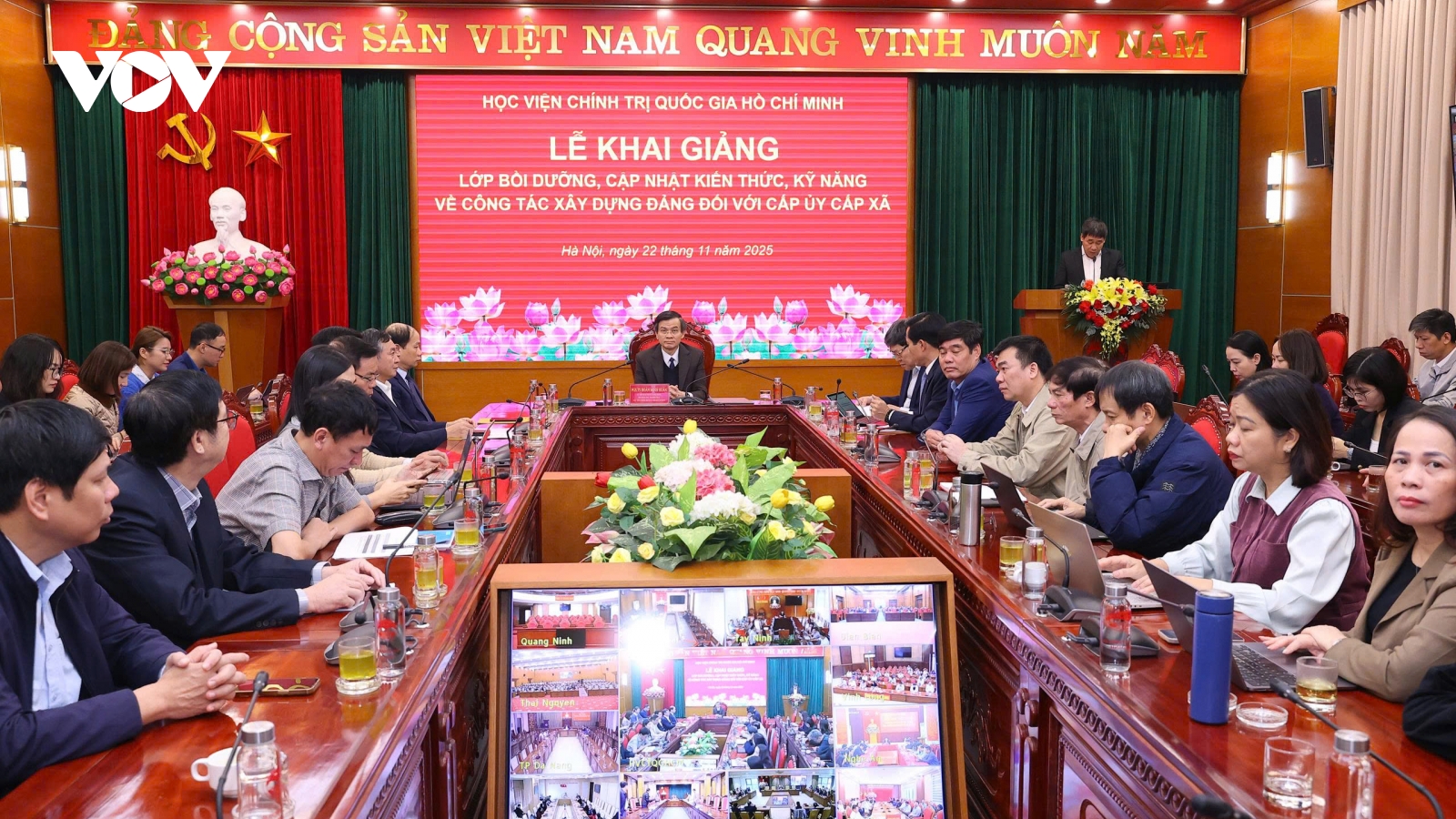 Khai giảng lớp bồi dưỡng công tác xây dựng Đảng đối với cấp ủy cấp xã