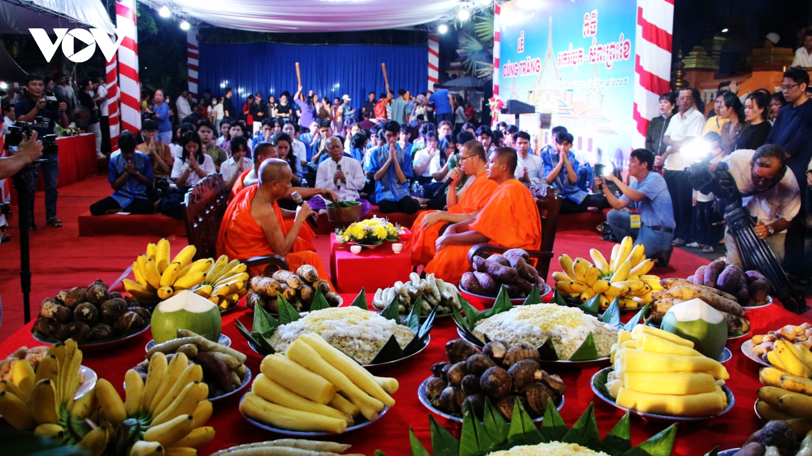 Sắc màu Lễ cúng trăng của đồng bào Khmer