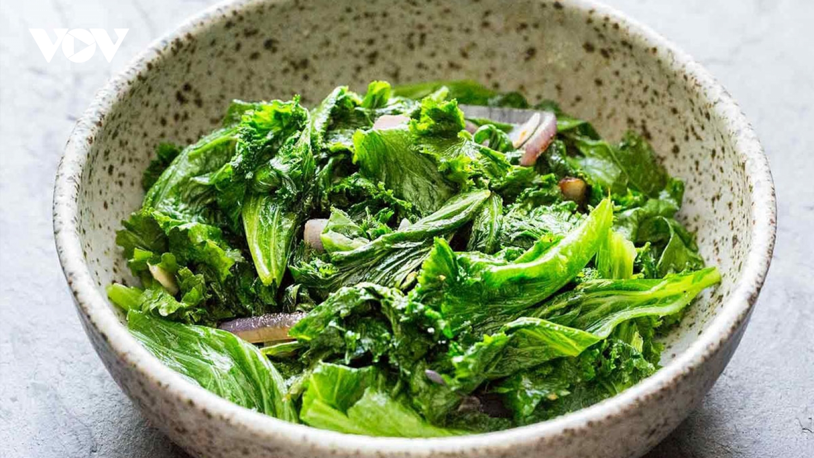 Loại rau cay nồng cực bổ tim lại chống lão hóa, giá chỉ vài nghìn đồng ở chợ