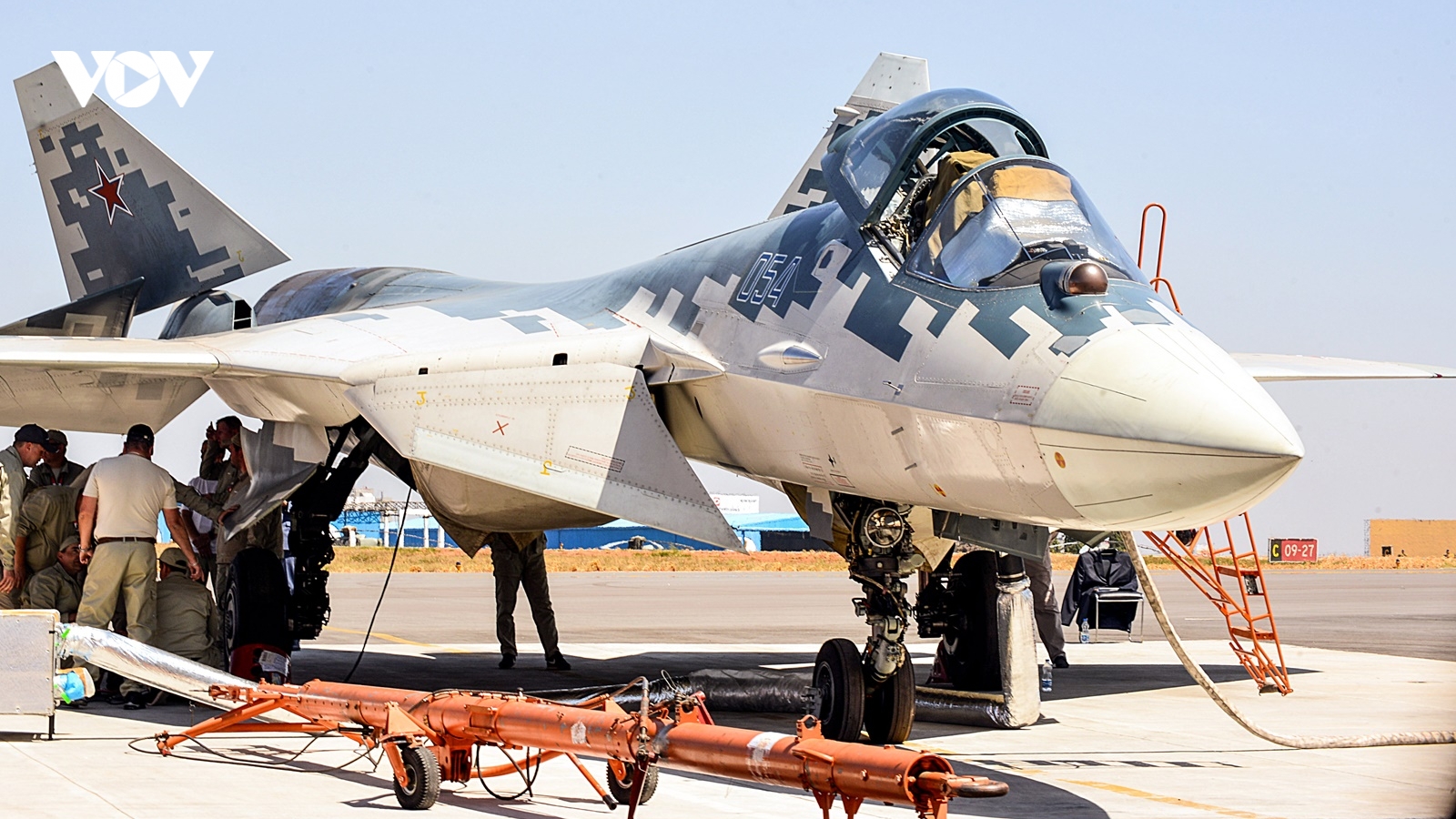 Nga sẵn sàng chuyển giao công nghệ máy bay tiêm kích tàng hình Su-57 cho Ấn Độ