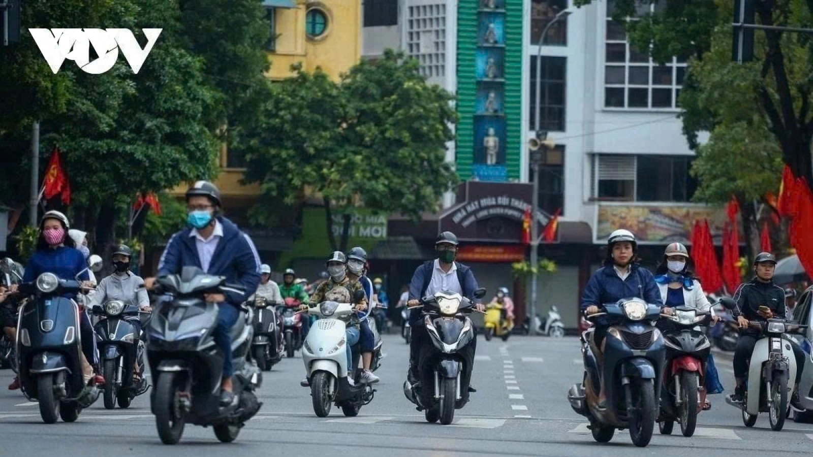 Thời tiết hôm nay 1/12: Miền Bắc rét về đêm, miền Nam nắng xen mưa dông