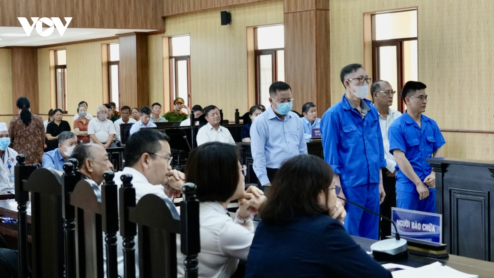 Các đối tượng liên quan đến gói thầu thiết bị y tế tại Bệnh viện Vũng Tàu hầu toà