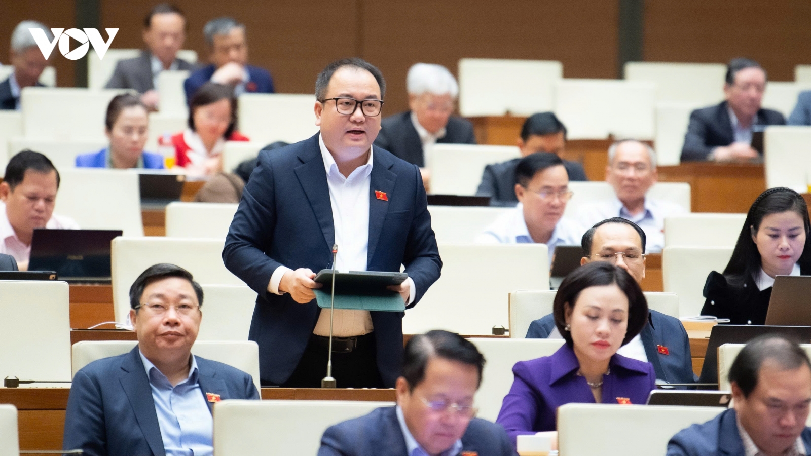 ĐBQH đề xuất quy định bảo hộ quyền sở hữu trí tuệ sản phẩm do AI hỗ trợ tạo ra