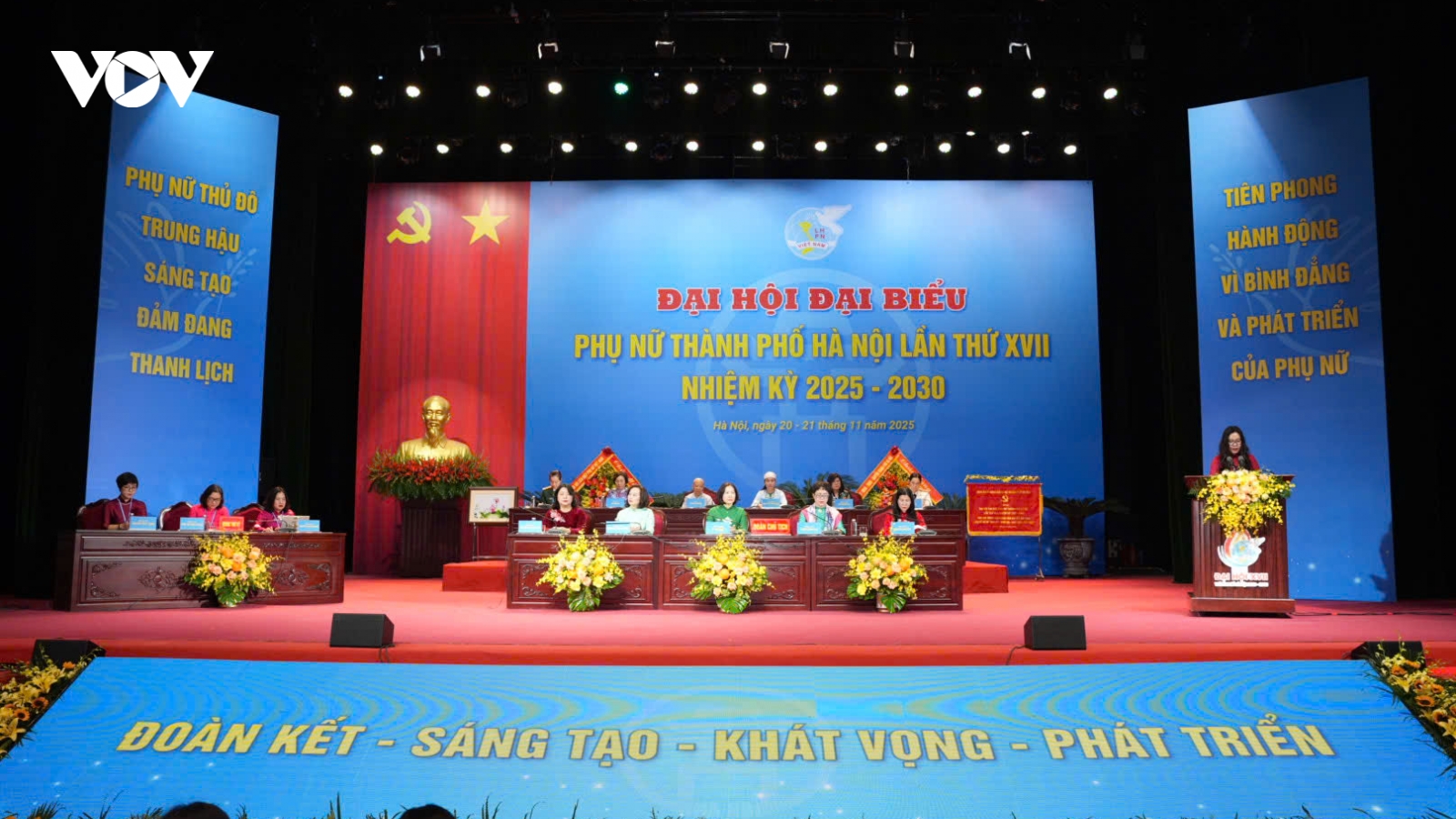 Không ngừng nâng cao vai trò, vị trí của phụ nữ trong hệ thống chính trị