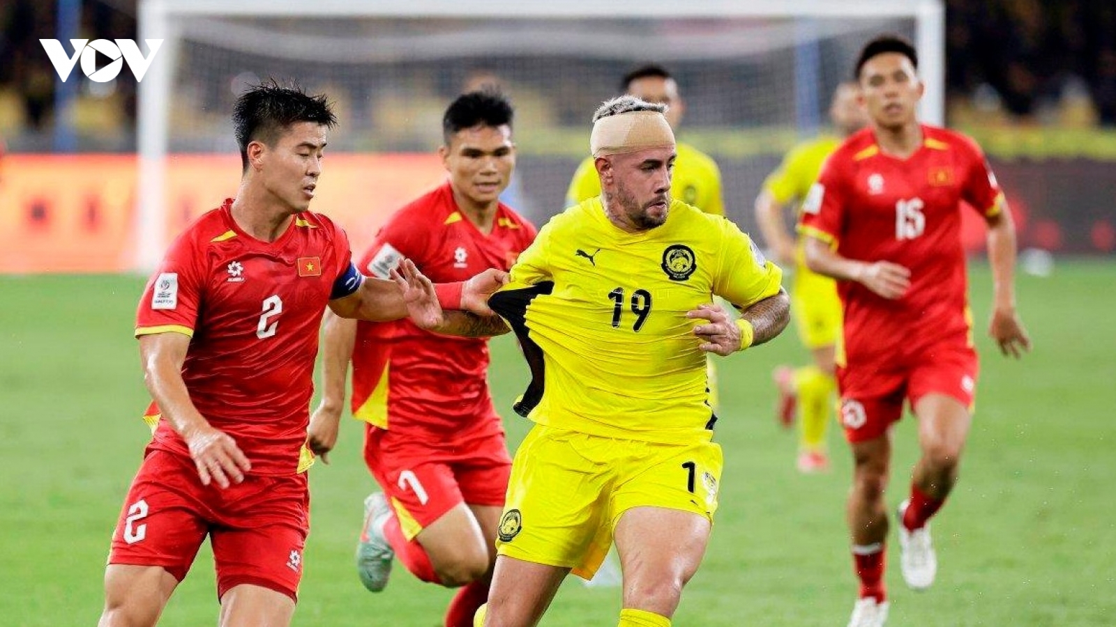 Đội bóng Chile có động thái bất ngờ với cầu thủ Malaysia bị FIFA phạt nặng