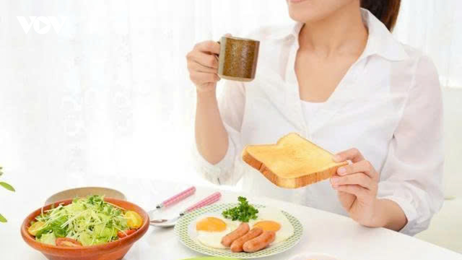 Vì sao ăn mãi không béo? Bí quyết giúp người gầy tăng cân tự nhiên
