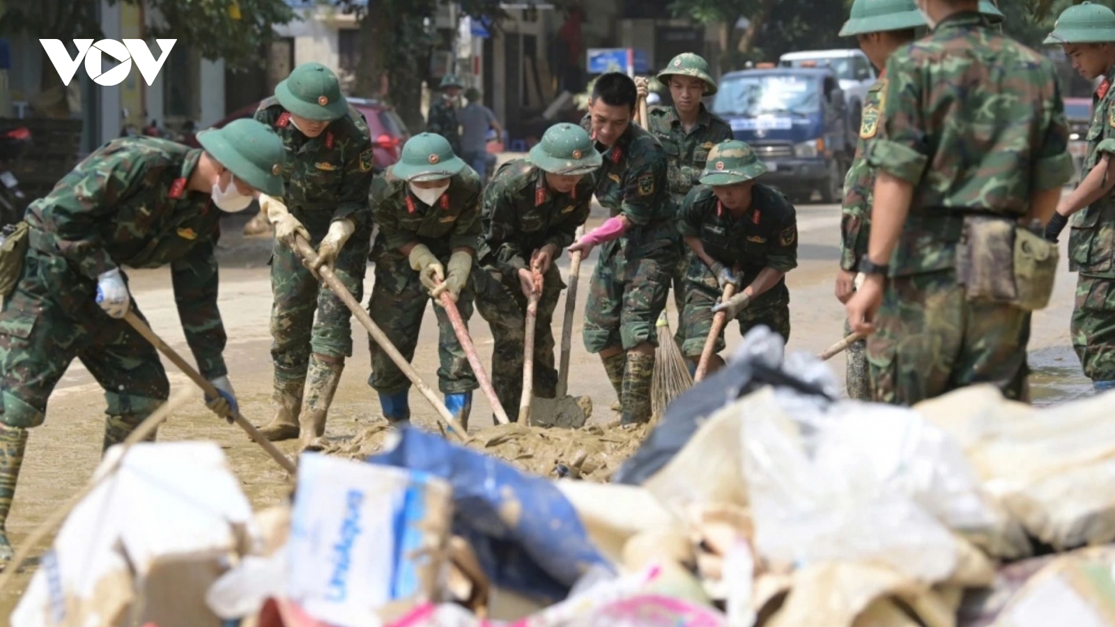 Phòng chống dịch bệnh sau lũ, những lưu ý "sống còn" cho người dân