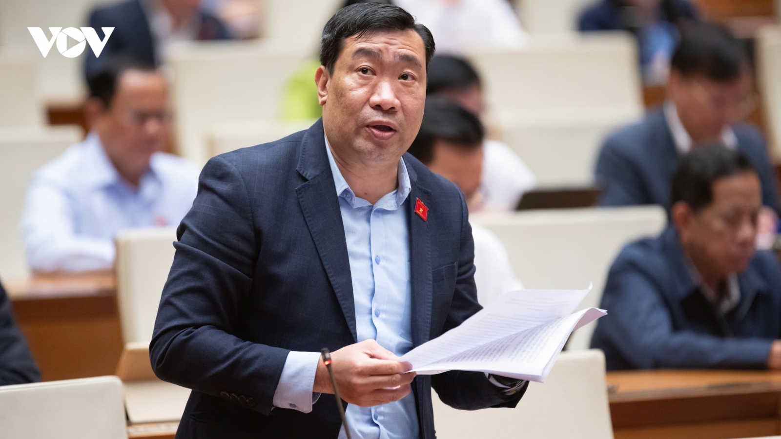 ĐBQH đề nghị người dân được khám sức khỏe định kỳ ít nhất mỗi năm một lần