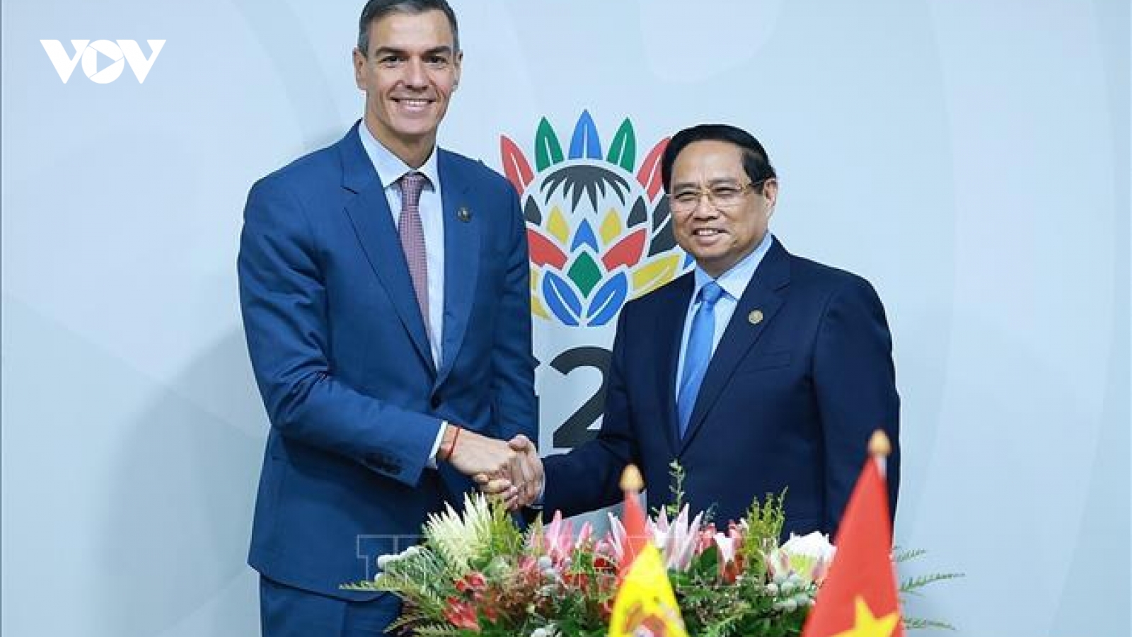 Thủ tướng Phạm Minh Chính gặp Thủ tướng Tây Ban Nha Pedro Sánchez