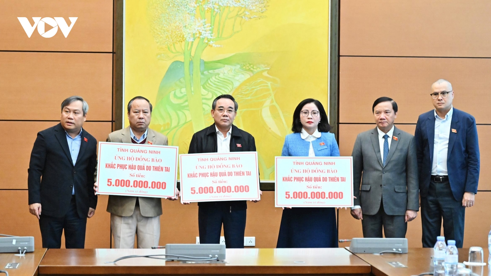 Phó Chủ tịch Quốc hội Nguyễn Khắc Định dự trao hỗ trợ 3 tỉnh bị ảnh hưởng mưa lũ