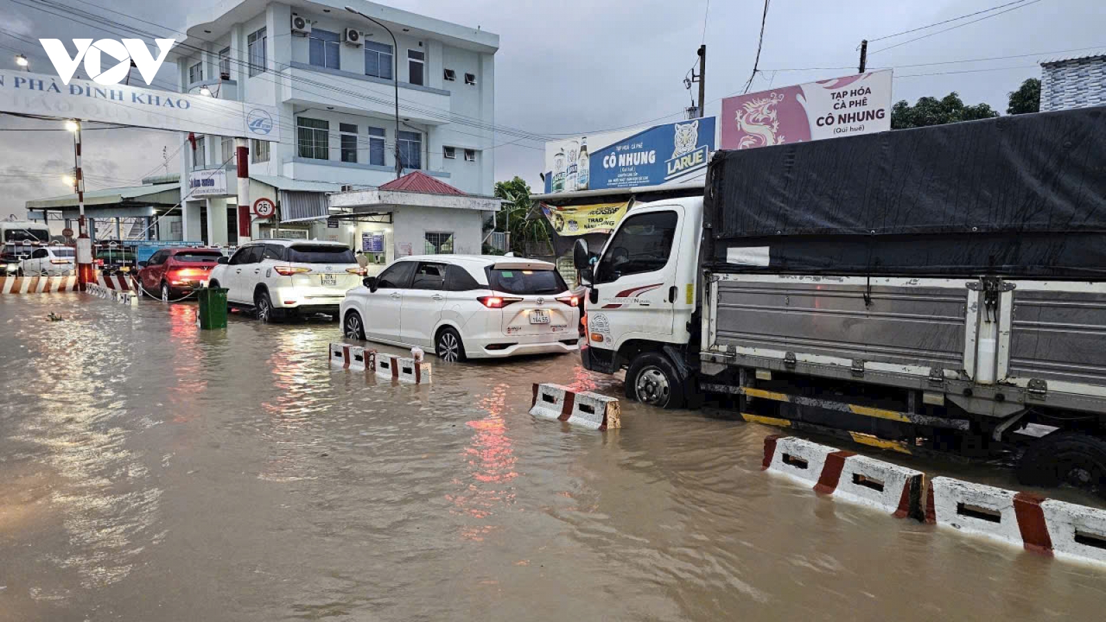 Vĩnh Long cảnh báo triều cường dâng cao có khả năng gây ngập nhiều nơi