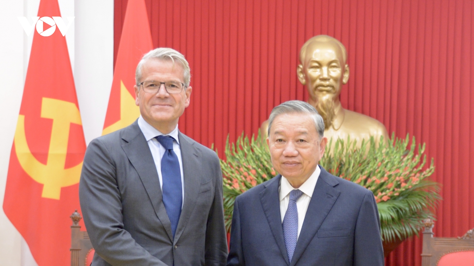 Tổng Bí thư Tô Lâm tiếp ông Vincent Clerc, Giám đốc Tập đoàn A.P.Moller - Maersk