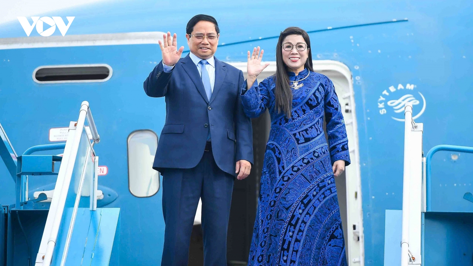 Thủ tướng lên đường thăm chính thức Kuwait, Algeria, dự hội nghị G20 tại Nam Phi